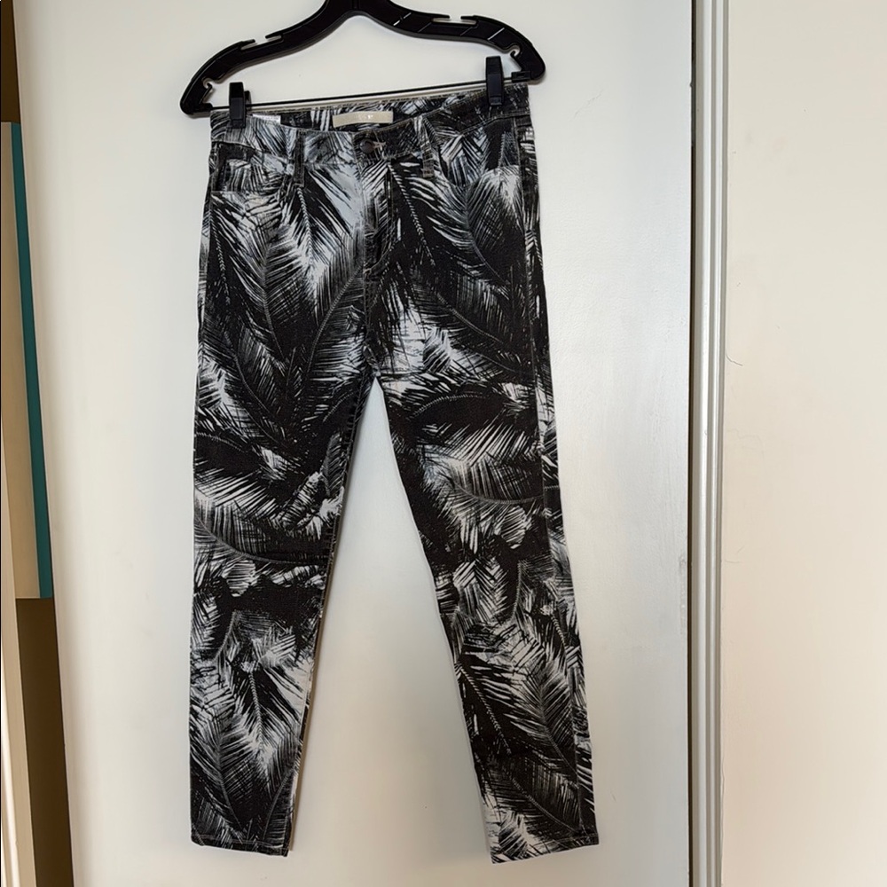 Black and White Patterned Women Jeans